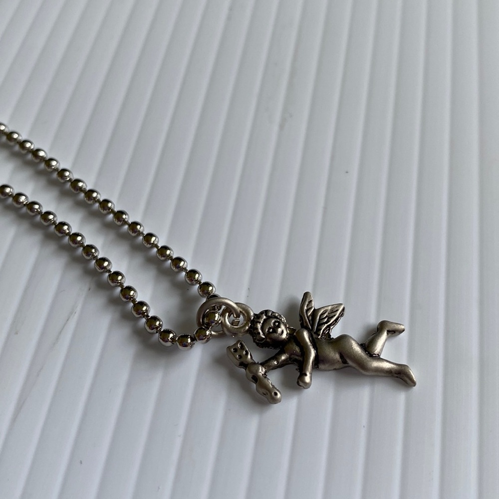 T & D Angel necklace